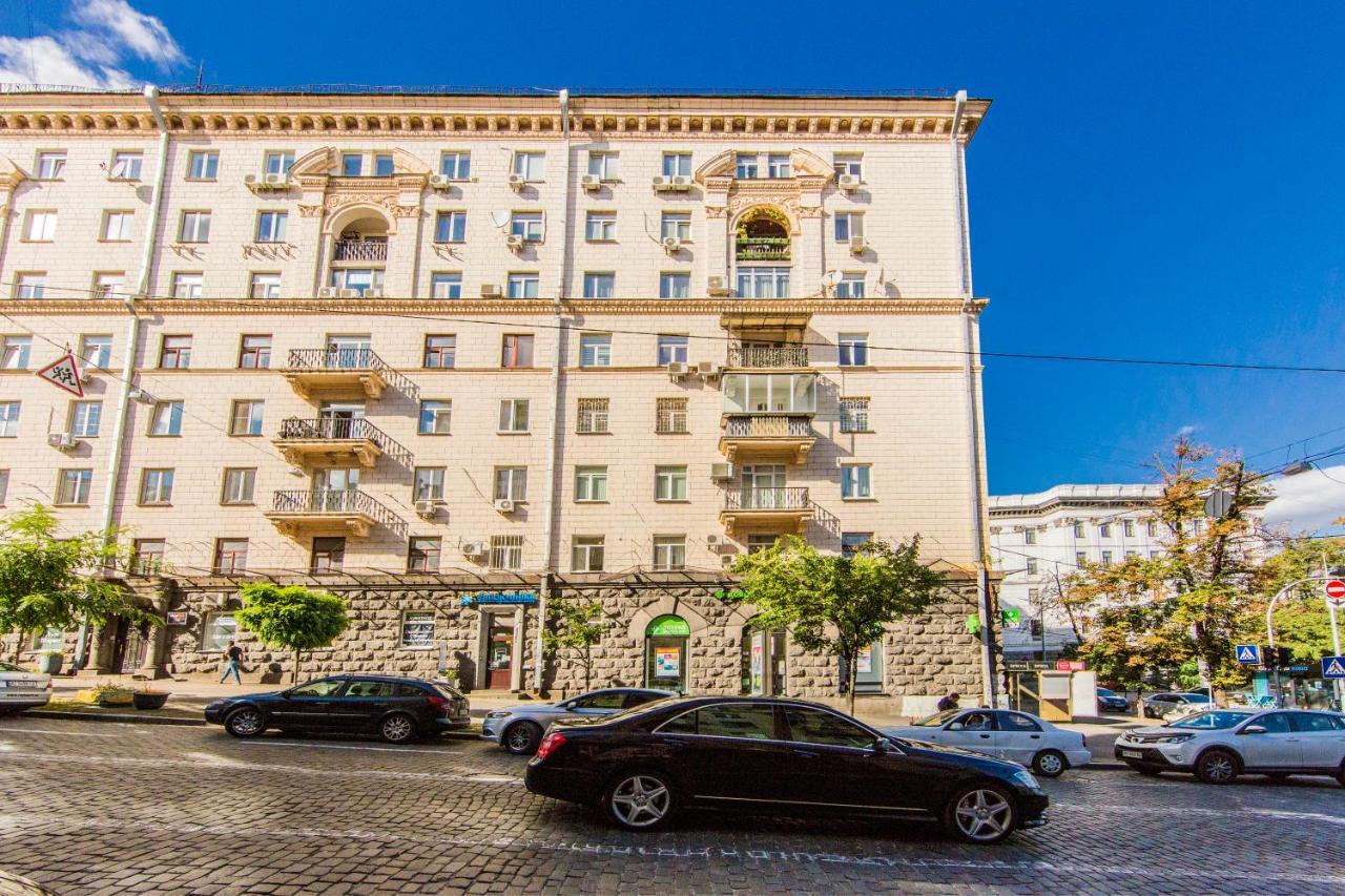 Комфорт- Апартаменти Біля Хрещатика Kyiv Exterior photo